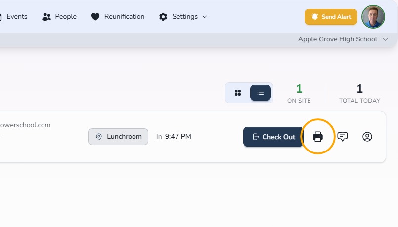 Check in guest and print badge in Circool